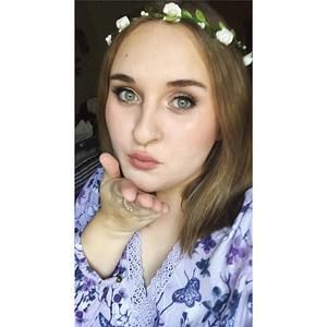 Meet your Posher, Abby